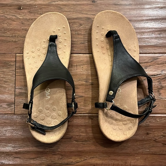 Vionic Kirra Black Leather Thong Sandals Size 8